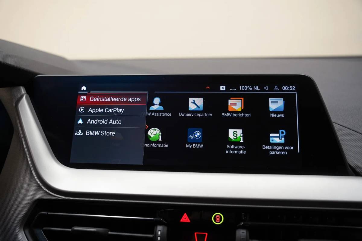 BMW 1 Serie BMW 1-serie 118i Aut. [ Navi Apple/Android Cruise ]