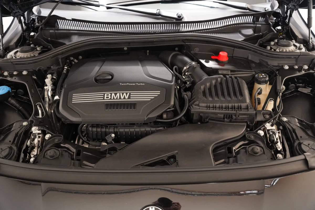 BMW 1 Serie BMW 1-serie 118i Aut. [ Navi Apple/Android Cruise ]