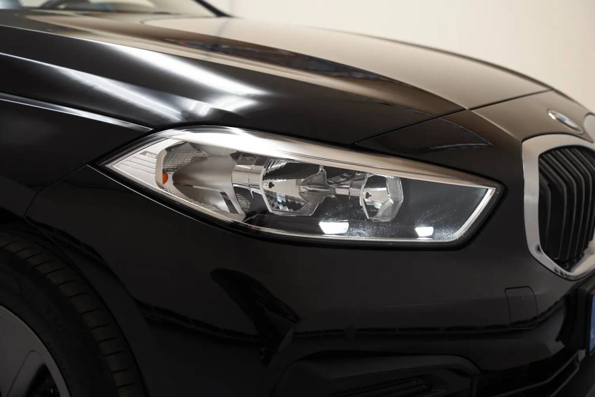 BMW 1 Serie BMW 1-serie 118i Aut. [ Navi Apple/Android Cruise ]