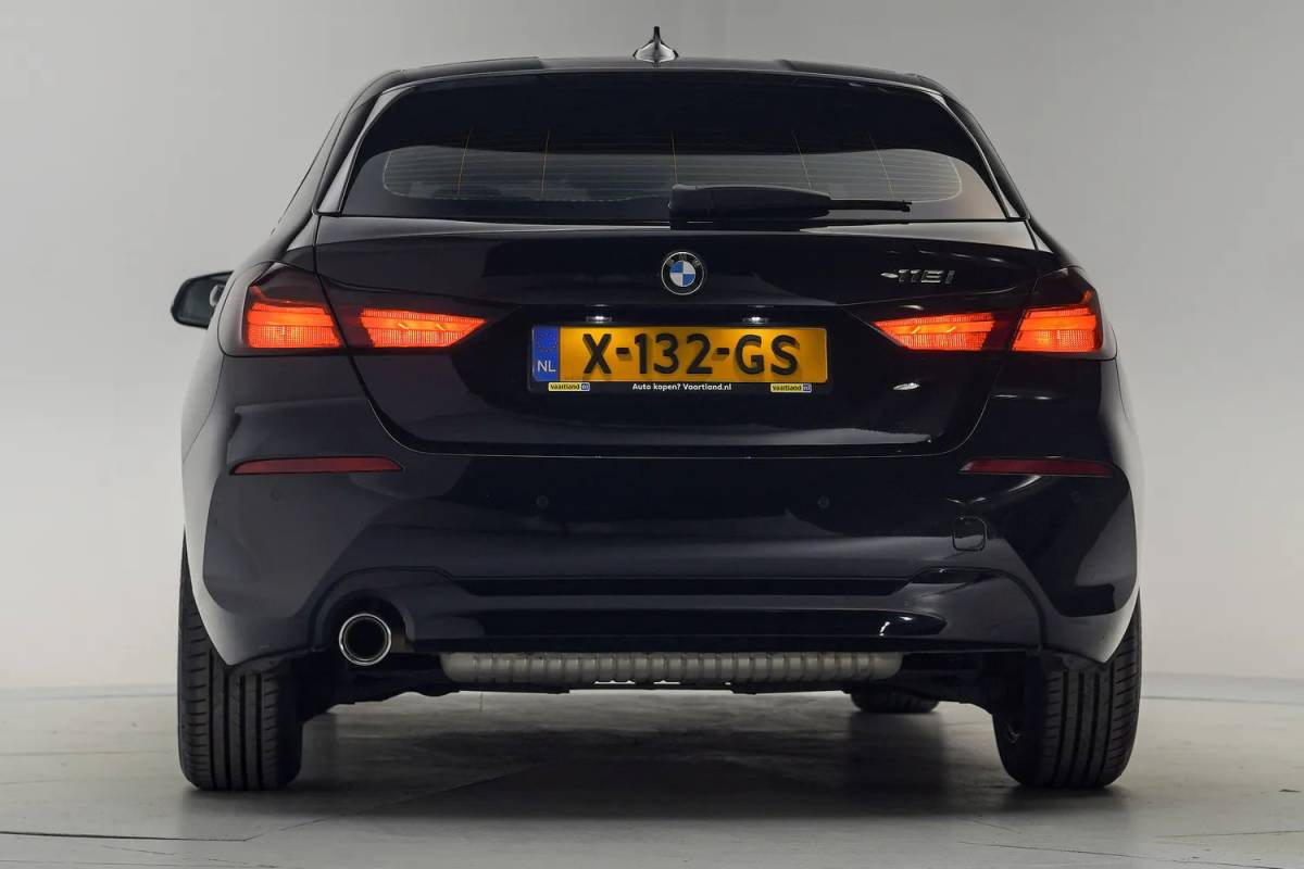 BMW 1 Serie BMW 1-serie 118i Aut. [ Navi Apple/Android Cruise ]