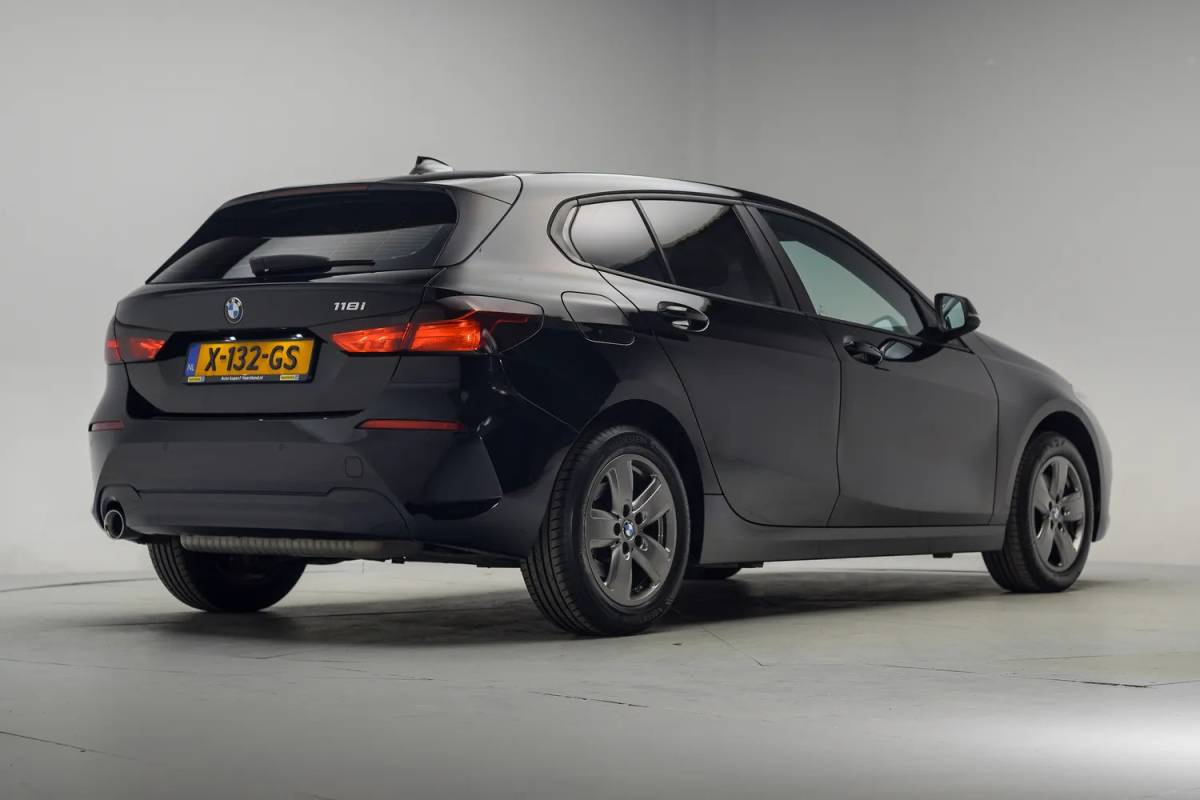 BMW 1 Serie BMW 1-serie 118i Aut. [ Navi Apple/Android Cruise ]