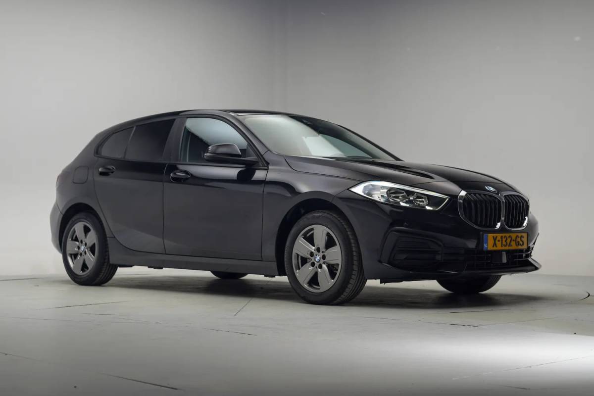 BMW 1 Serie BMW 1-serie 118i Aut. [ Navi Apple/Android Cruise ]