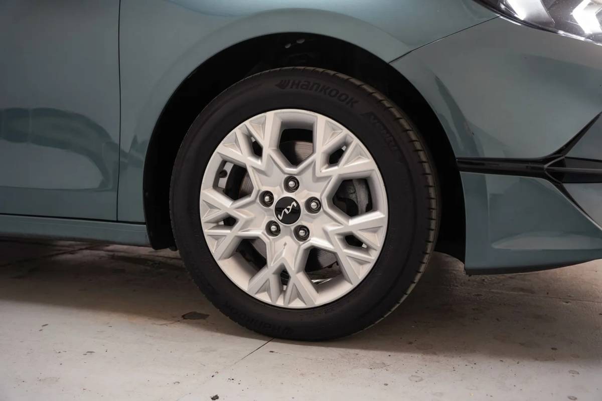 Kia Ceed Kia Ceed 1.5 T-GDi MHEV DynamicPlusLine Aut. [ Navi Camera Stoelverwarming ]