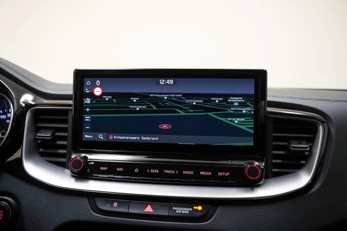 Kia Ceed Kia Ceed 1.5 T-GDi MHEV DynamicPlusLine Aut. [ Navi Camera Stoelverwarming ]