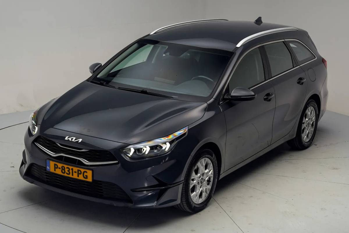 Kia Ceed Kia Ceed 1.0 T-GDi DynamicLine [ Navi Adapt.cruise Camera ]