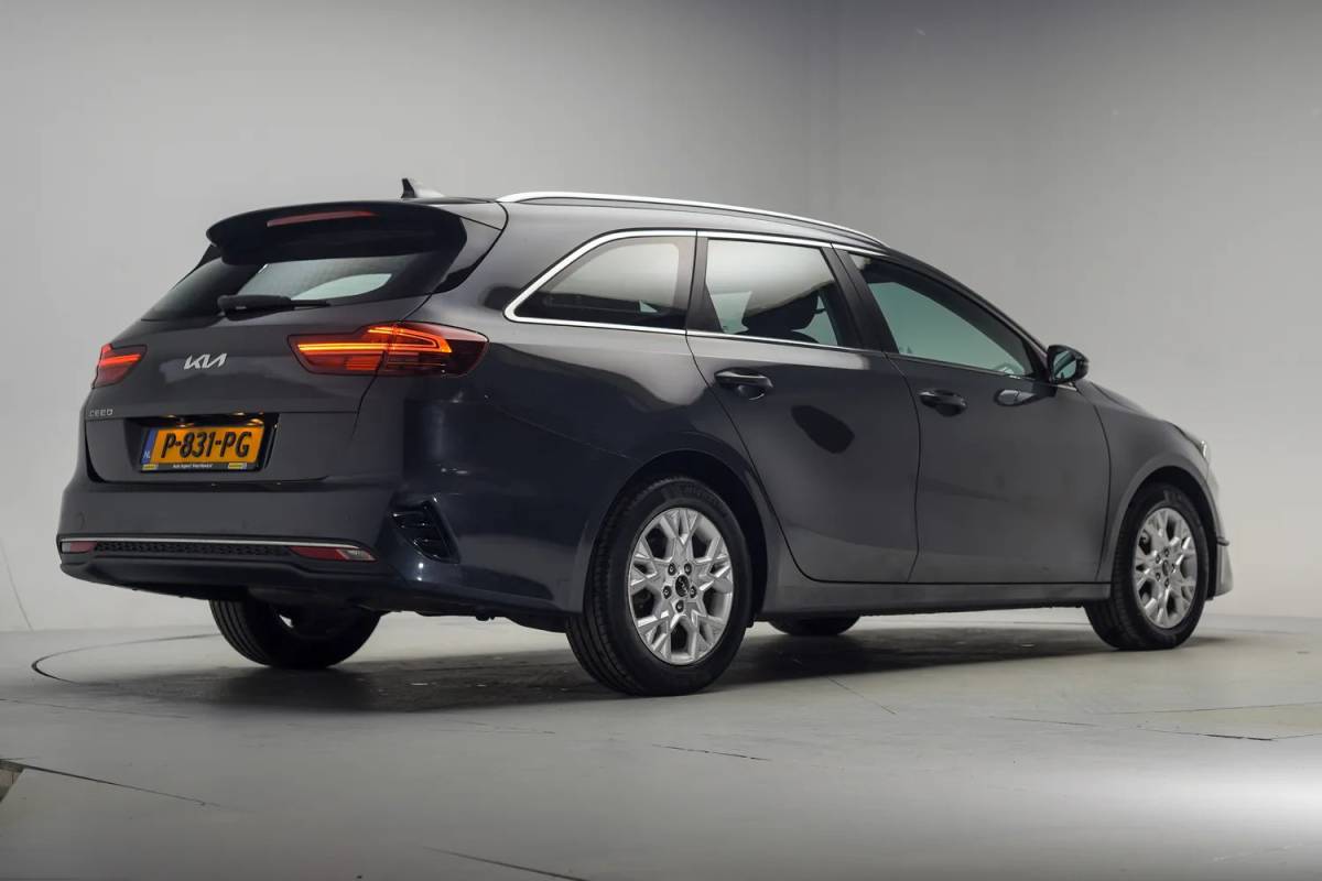 Kia Ceed Kia Ceed 1.0 T-GDi DynamicLine [ Navi Adapt.cruise Camera ]