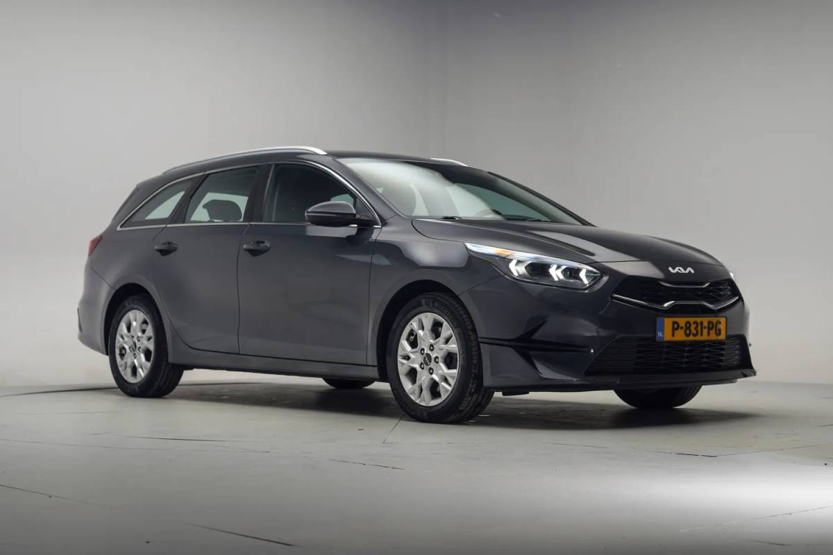 Kia Ceed Kia Ceed 1.0 T-GDi DynamicLine [ Navi Adapt.cruise Camera ]