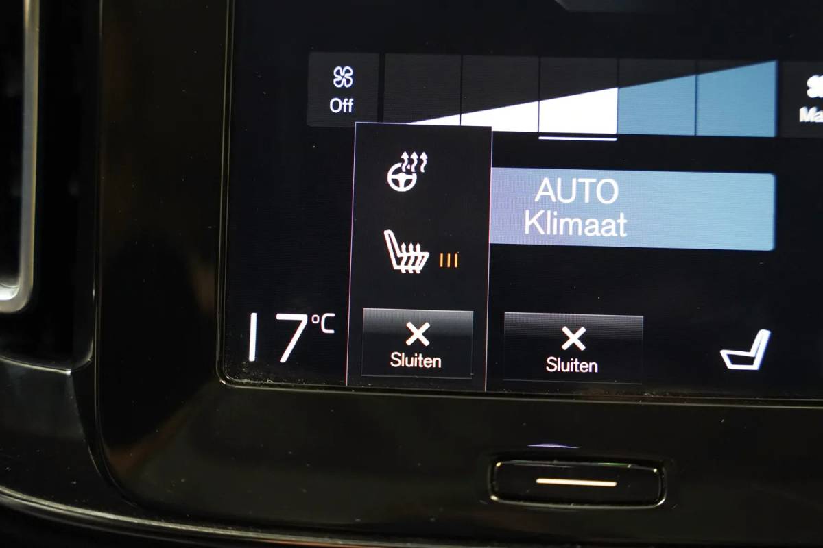 Volvo XC40 Volvo XC40 T4 Recharge Inscription Aut. [ Panorama Leder Apple/Android ]