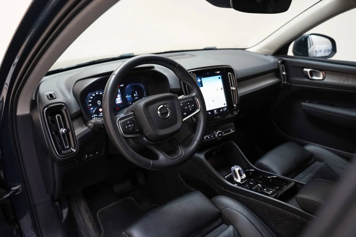 Volvo XC40 Volvo XC40 T4 Recharge Inscription Aut. [ Panorama Leder Apple/Android ]