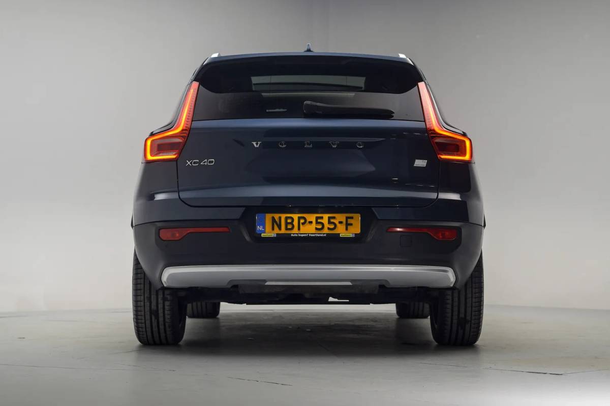 Volvo XC40 Volvo XC40 T4 Recharge Inscription Aut. [ Panorama Leder Apple/Android ]