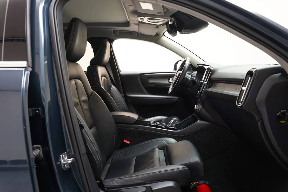 Volvo XC40 Volvo XC40 T4 Recharge Inscription Aut. [ Panorama Leder Apple/Android ]
