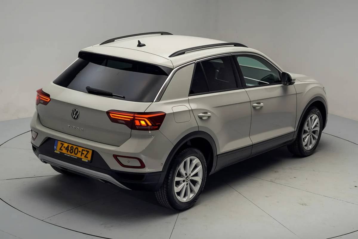 Volkswagen T-Roc Volkswagen T-Roc 1.0 TSI Life [ LED Apple/Android Camera Climate ]