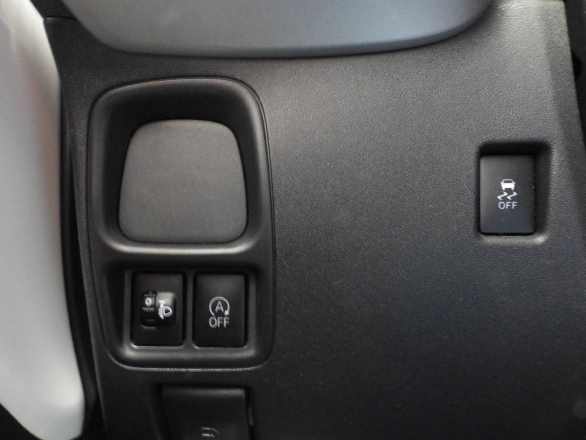 Peugeot 108 Peugeot 108 1.0 e-VTi Active Premium AIRCO/BLUETOOTH!