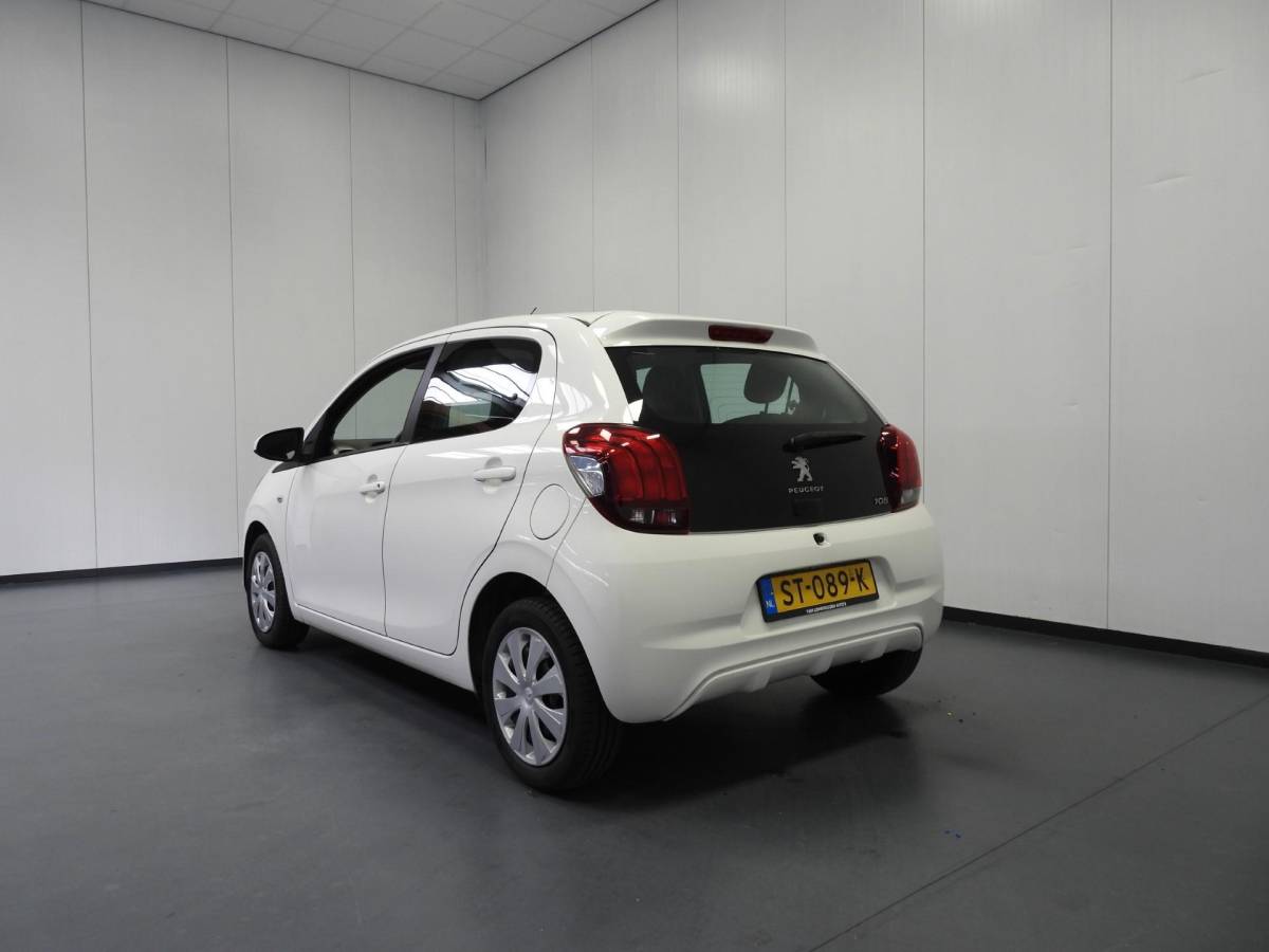 Peugeot 108 Peugeot 108 1.0 e-VTi Active Premium AIRCO/BLUETOOTH!