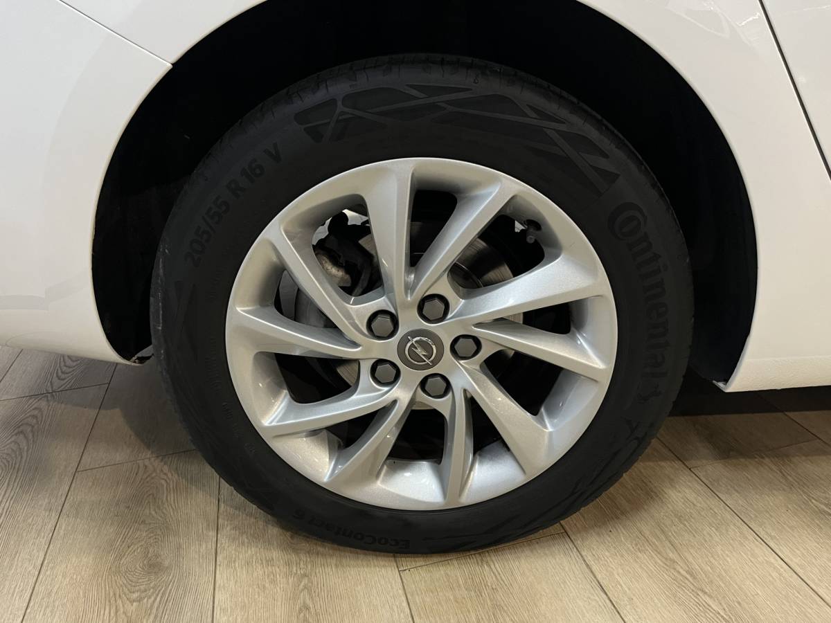 Opel Astra Opel Astra Sports Tourer 1.4 Turbo Innovation Airco ECC | Trekhaak | Keyless | LED | NAP | DAB | Isofix | Automaat