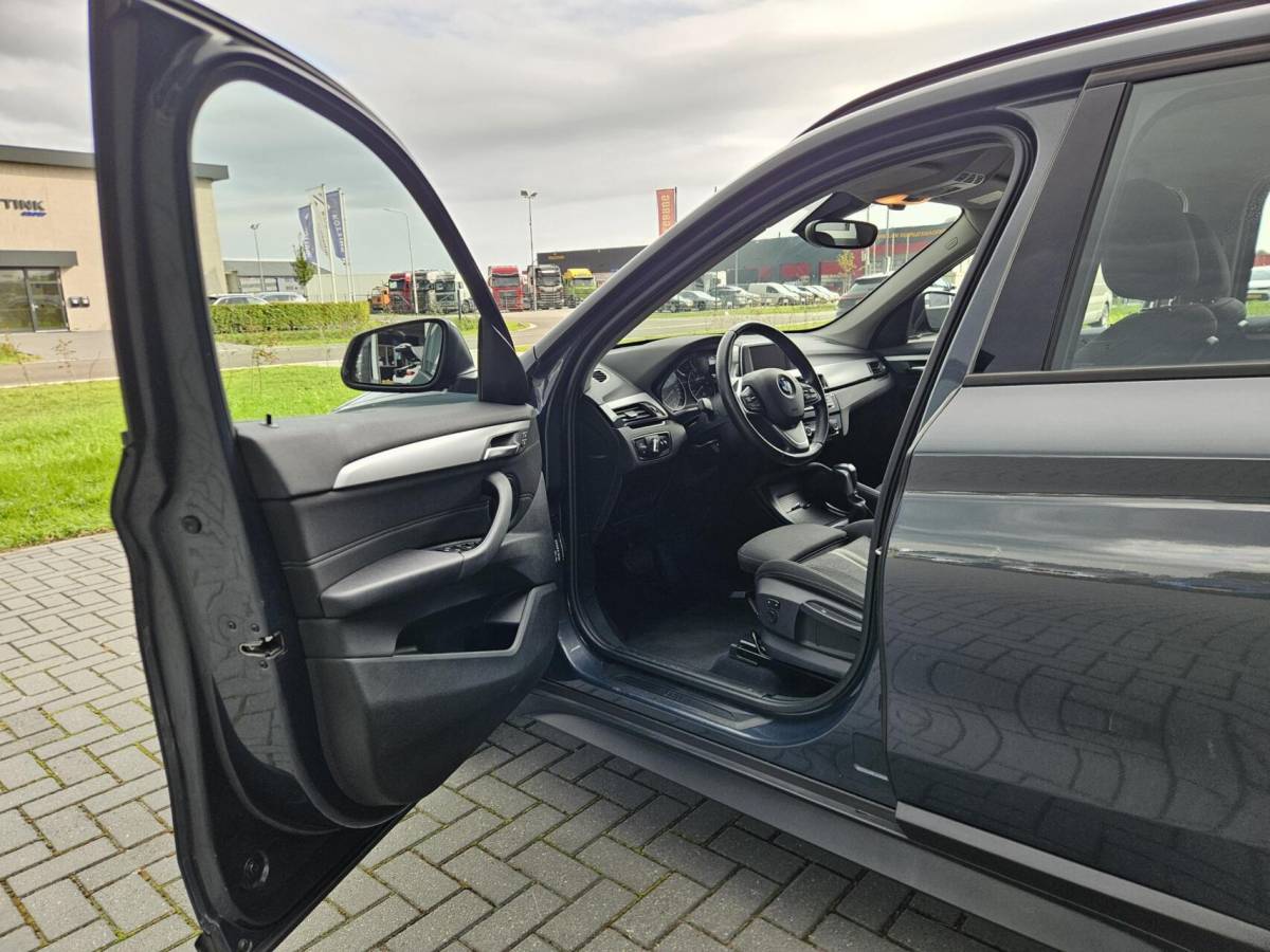 BMW X1 BMW X1 sDrive18i High Executive Automaat | 1e eig | Trekhaak