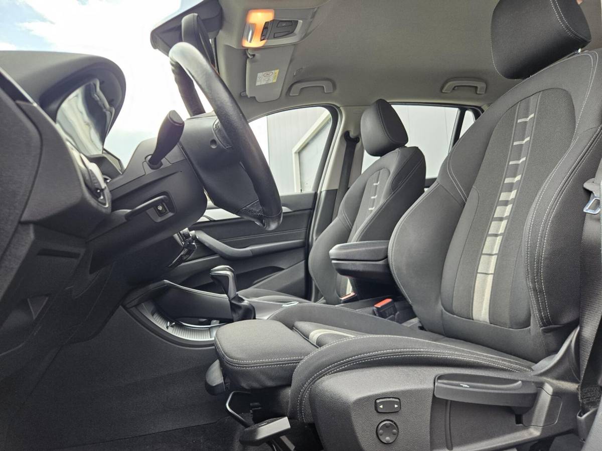 BMW X1 BMW X1 sDrive18i High Executive Automaat | 1e eig | Trekhaak