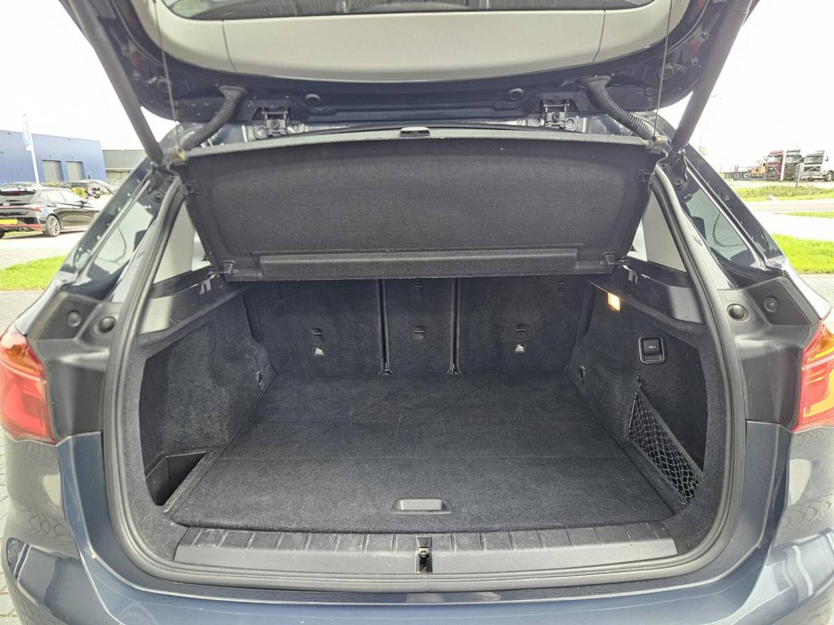 BMW X1 BMW X1 sDrive18i High Executive Automaat | 1e eig | Trekhaak