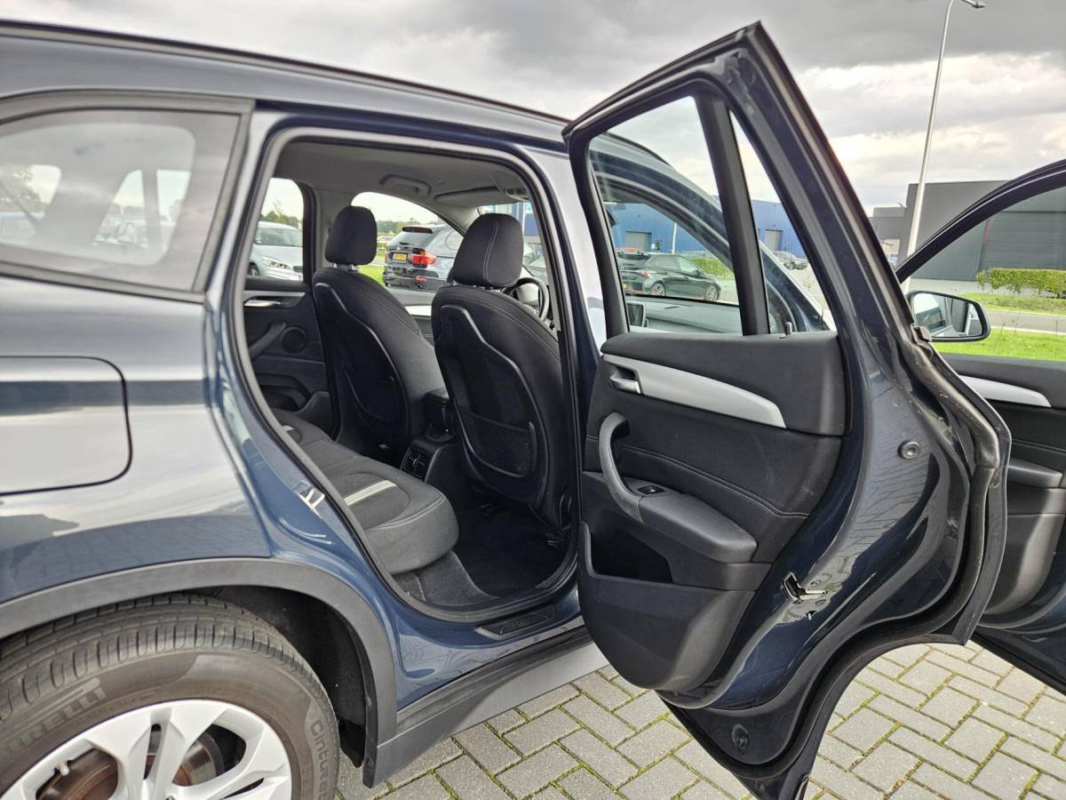 BMW X1 BMW X1 sDrive18i High Executive Automaat | 1e eig | Trekhaak