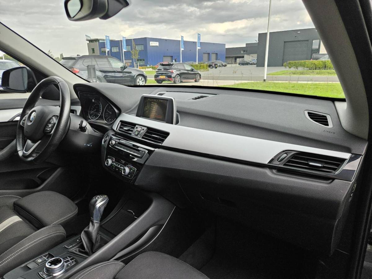 BMW X1 BMW X1 sDrive18i High Executive Automaat | 1e eig | Trekhaak