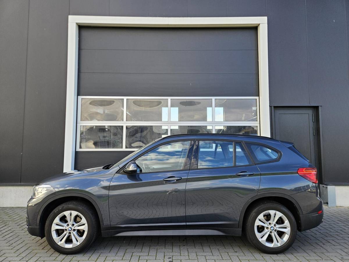 BMW X1 BMW X1 sDrive18i High Executive Automaat | 1e eig | Trekhaak