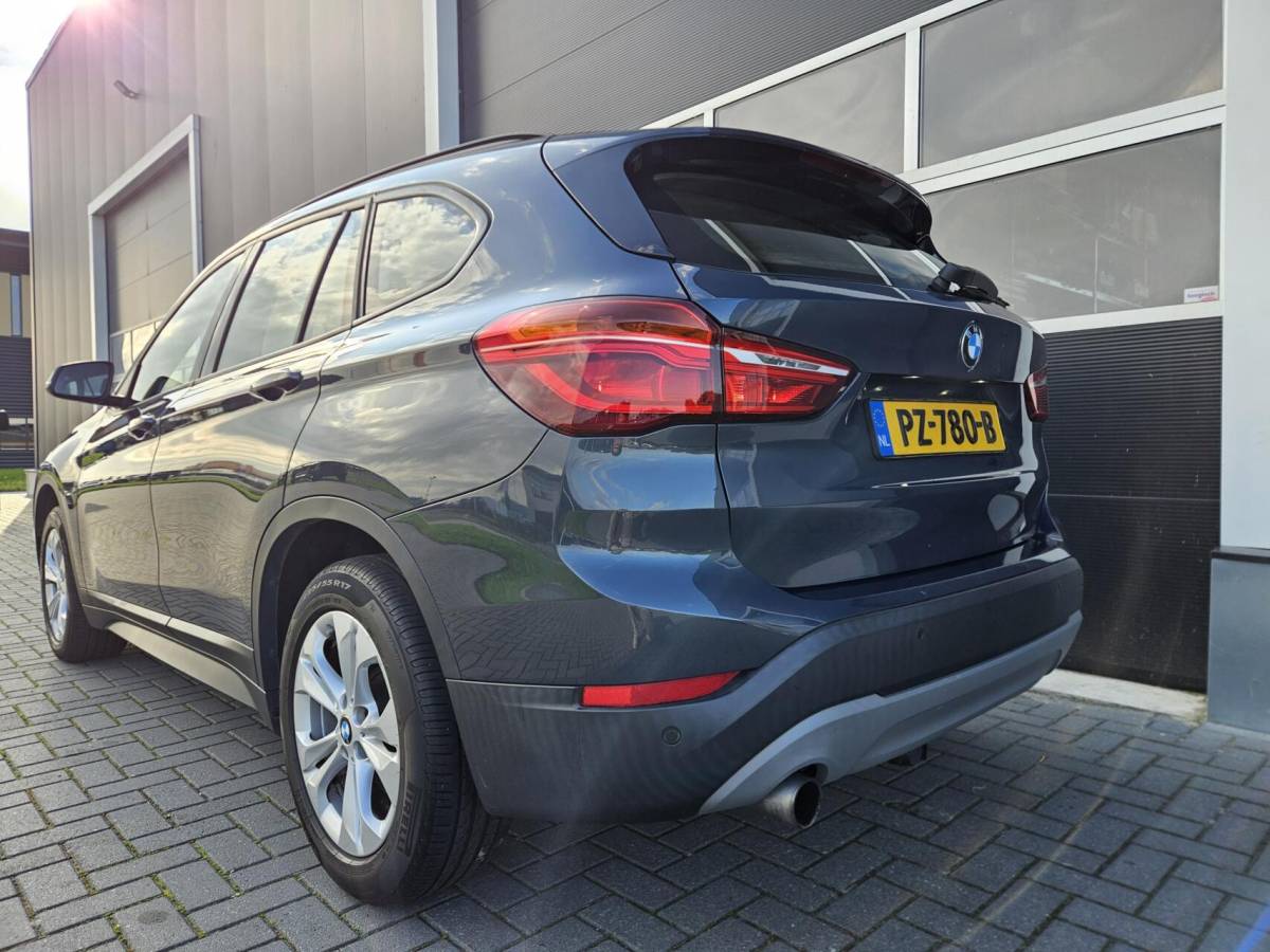 BMW X1 BMW X1 sDrive18i High Executive Automaat | 1e eig | Trekhaak