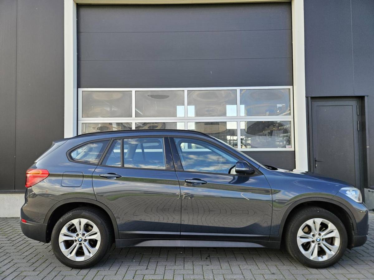 BMW X1 BMW X1 sDrive18i High Executive Automaat | 1e eig | Trekhaak