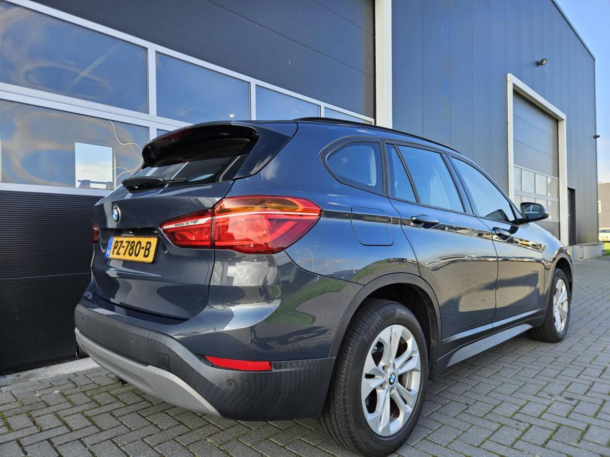 BMW X1 BMW X1 sDrive18i High Executive Automaat | 1e eig | Trekhaak