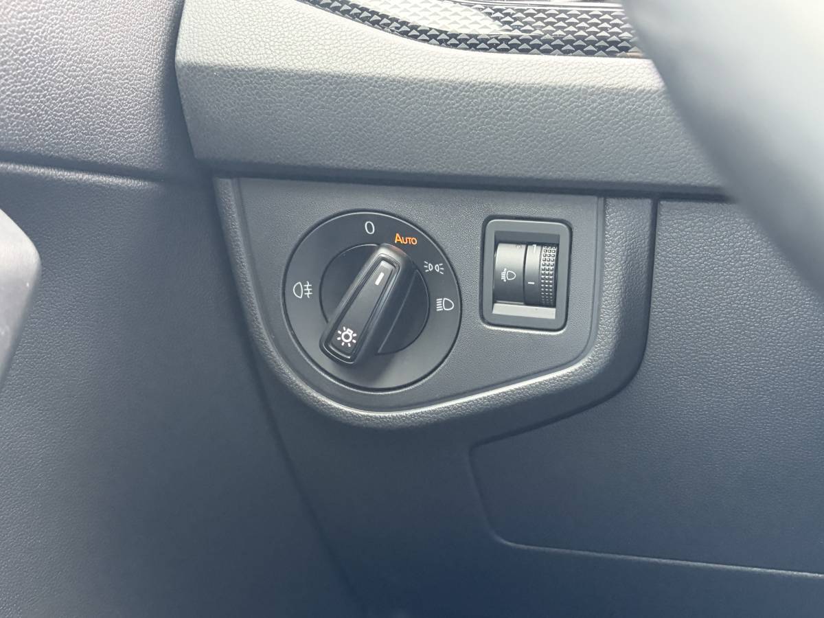 Volkswagen Polo Volkswagen Polo 1.0 TSI Life | Carplay | Navi | Cruise | Rijklaar met beurt & garantie!