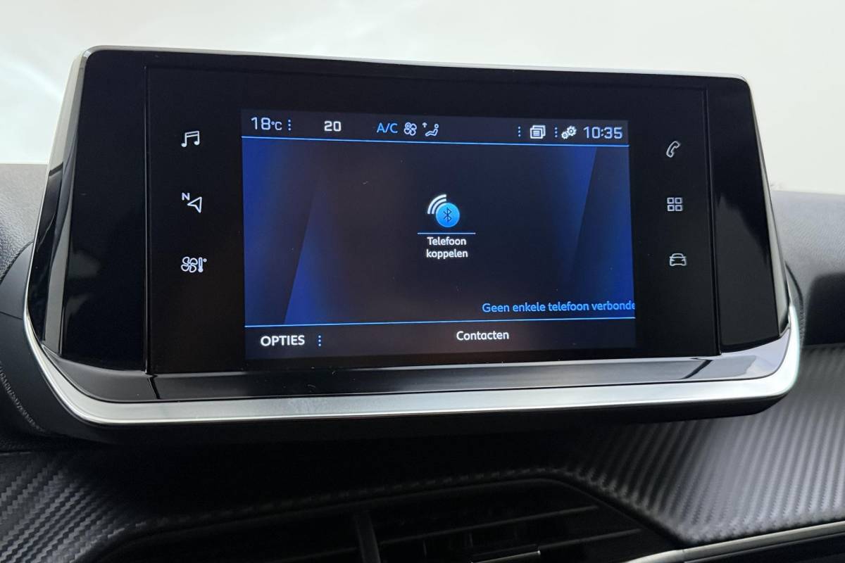 Peugeot 2008 Peugeot 2008 1.2 Turbo Allure 100 Pk | Navigatie | Cruise Control | Climate Control | Camera Achter | Keyless Start