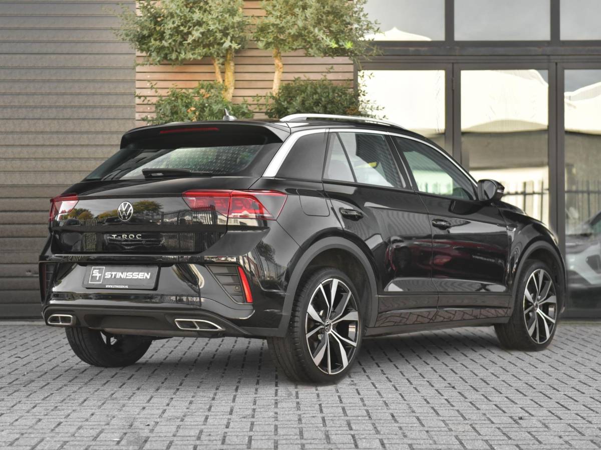 Volkswagen T-Roc Volkswagen T-Roc 1.5 TSI R-Line ACC Camera Navi Trekhaak 19 inch Velgen