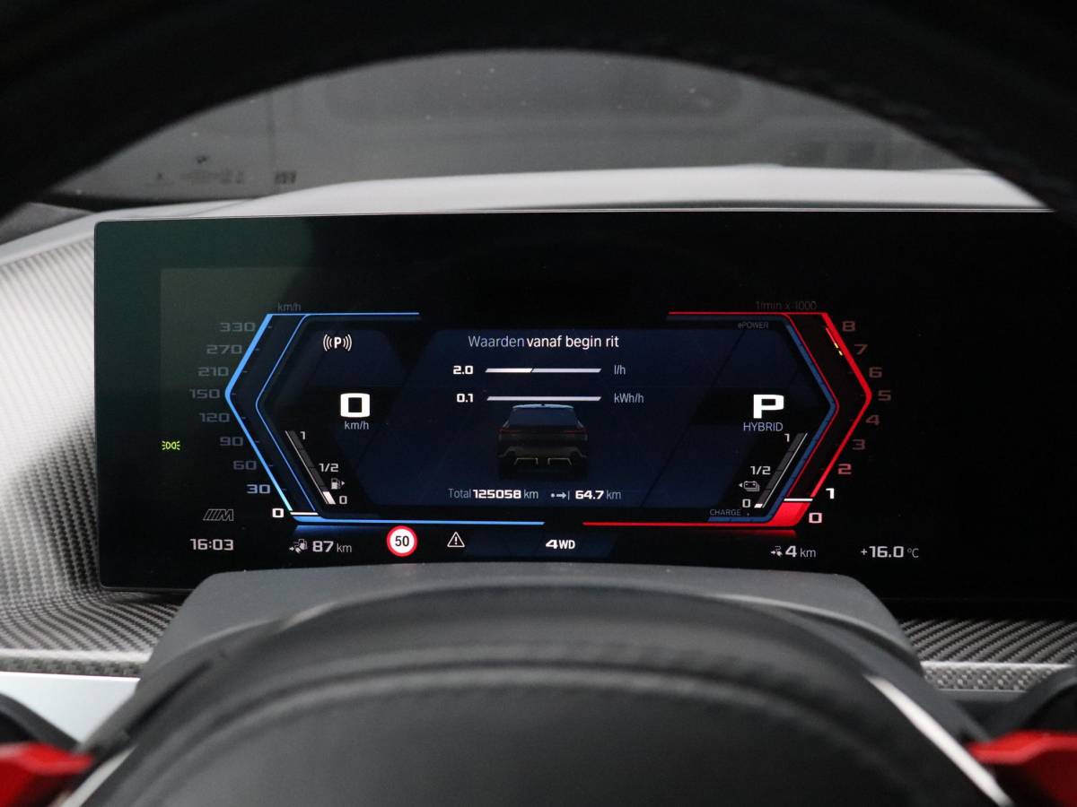 BMW XM BMW XM PHEV 30 kWh V8 | MEMORY | LEDER | B&W | 360° CAMERA | STOELVERK. | HEAD-UP | ADAPT. CRUISE | NAVI |
