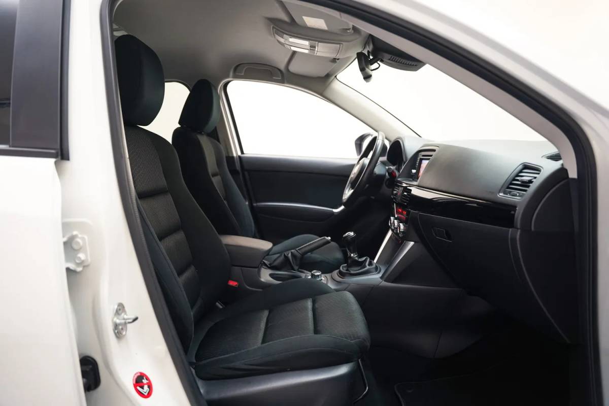 Mazda CX-5 Mazda CX-5 2.0 Limited edition [ Navi Trekhaak Climate Stoelverwarming Cruise ]