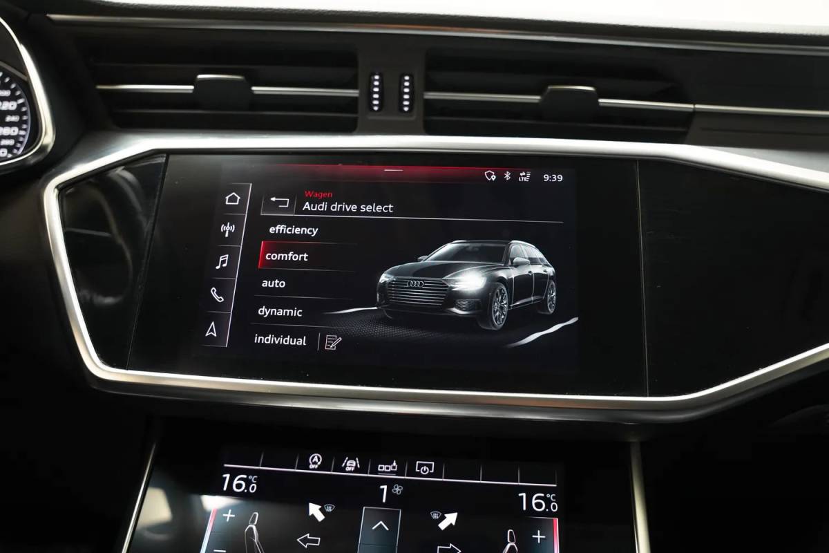 Audi A6 Audi A6 AVANT 45 TFSI Pro Line Aut. [ LED Navi Leder Stoelverwarming PDC ]