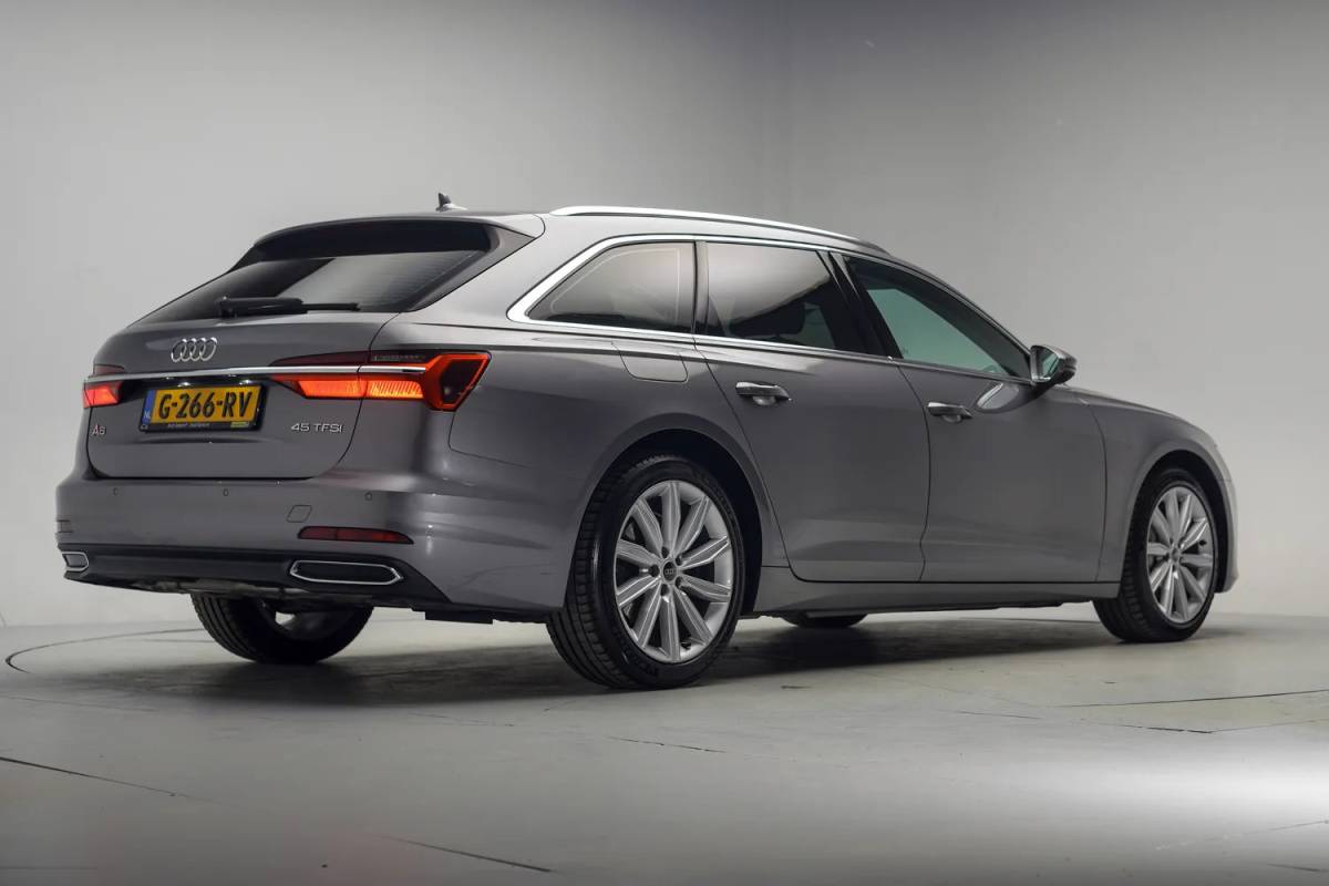 Audi A6 Audi A6 AVANT 45 TFSI Pro Line Aut. [ LED Navi Leder Stoelverwarming PDC ]