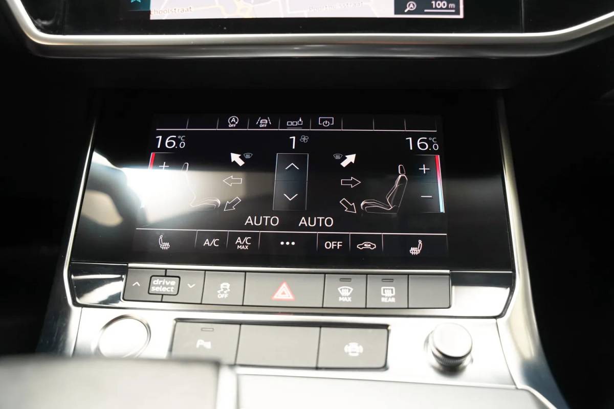 Audi A6 Audi A6 AVANT 45 TFSI Pro Line Aut. [ LED Navi Leder Stoelverwarming PDC ]