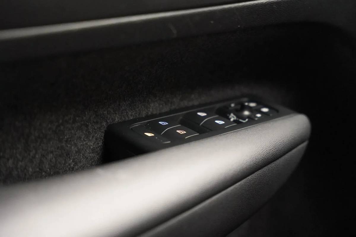 Volvo XC40 Volvo XC40 T4 Recharge Inscription [ Adapt.cruise Navi Apple/Android Stoelverwarming LED ]