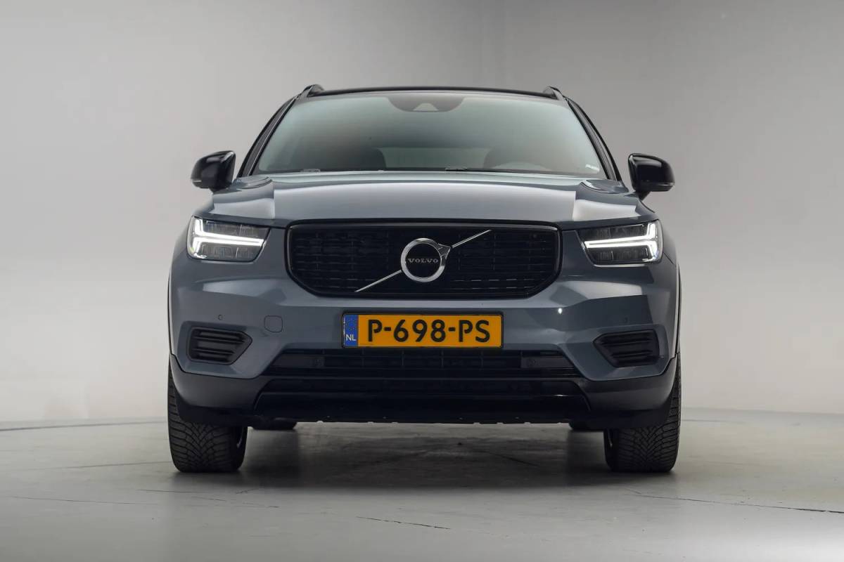 Volvo XC40 Volvo XC40 T4 Recharge Inscription [ Adapt.cruise Navi Apple/Android Stoelverwarming LED ]