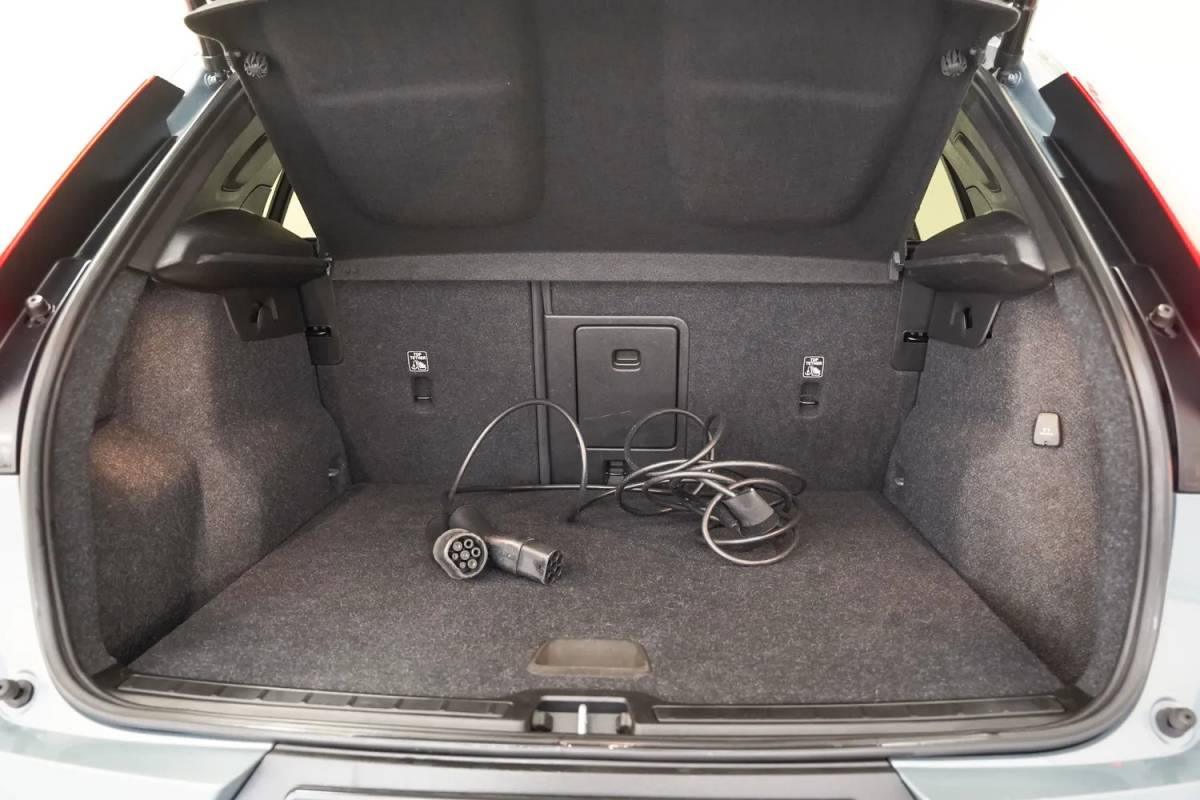 Volvo XC40 Volvo XC40 T4 Recharge Inscription [ Adapt.cruise Navi Apple/Android Stoelverwarming LED ]