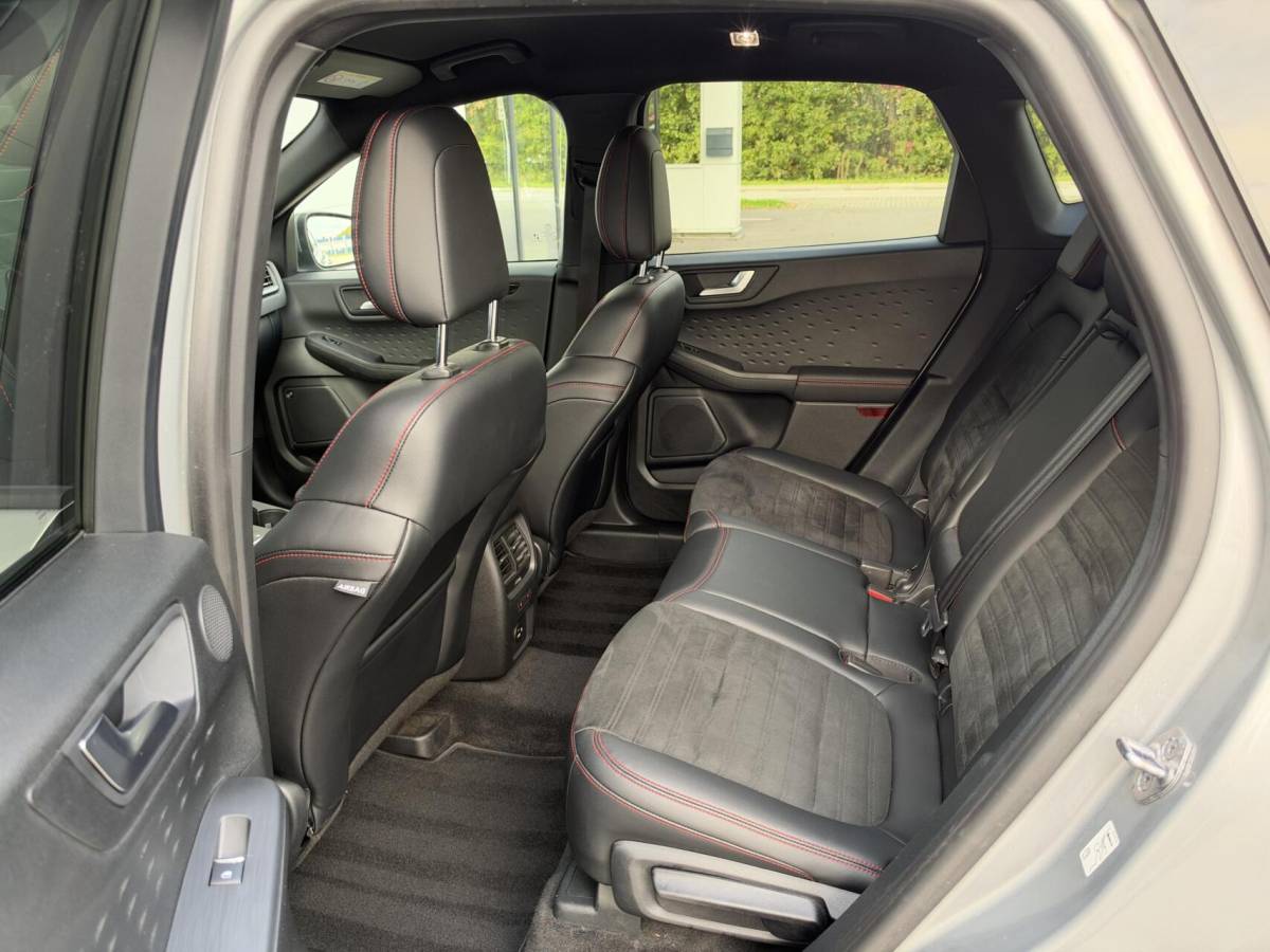 Ford Kuga Ford Kuga 2.5 PHEV ST-Line X Head Up|Dealer ondh|Eerste Eig!