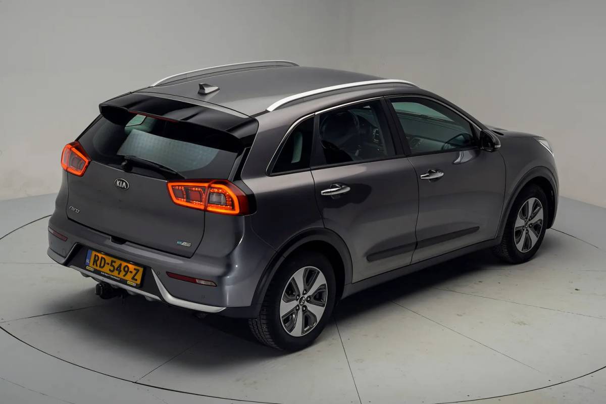 Kia Niro Kia Niro 1.6 GDi Hybrid DynamicLine [ Leder Navi Apple/Android Trekhaak Camera ]