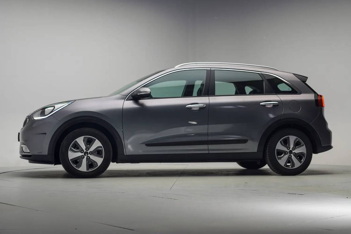 Kia Niro Kia Niro 1.6 GDi Hybrid DynamicLine [ Leder Navi Apple/Android Trekhaak Camera ]
