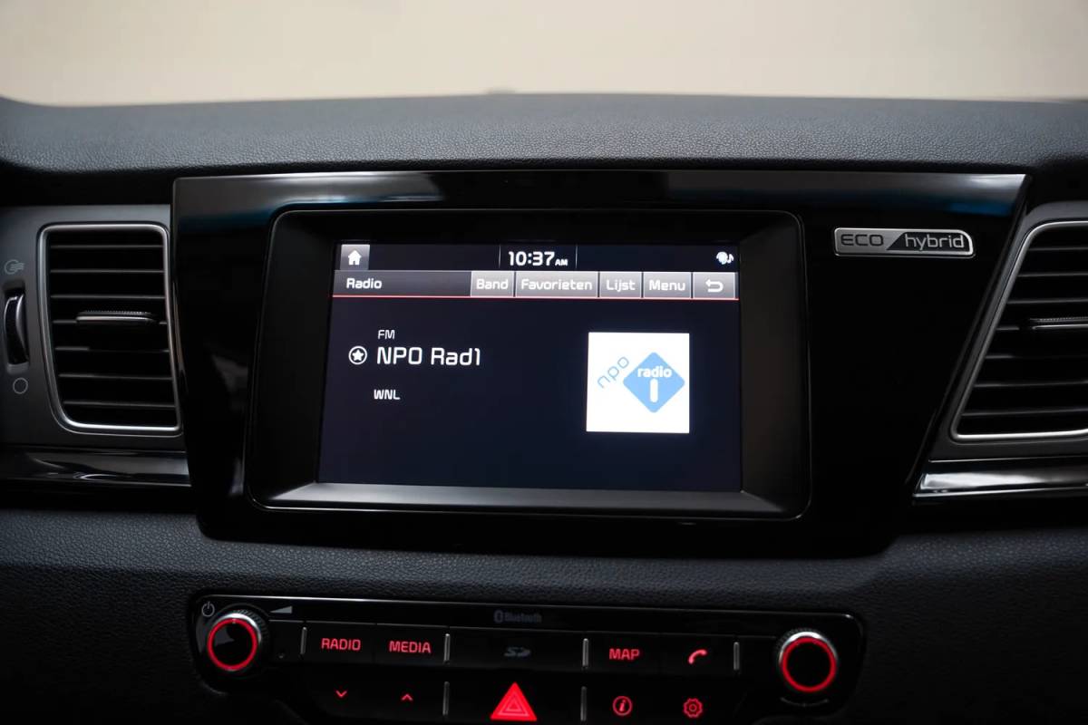 Kia Niro Kia Niro 1.6 GDi Hybrid DynamicLine [ Leder Navi Apple/Android Trekhaak Camera ]