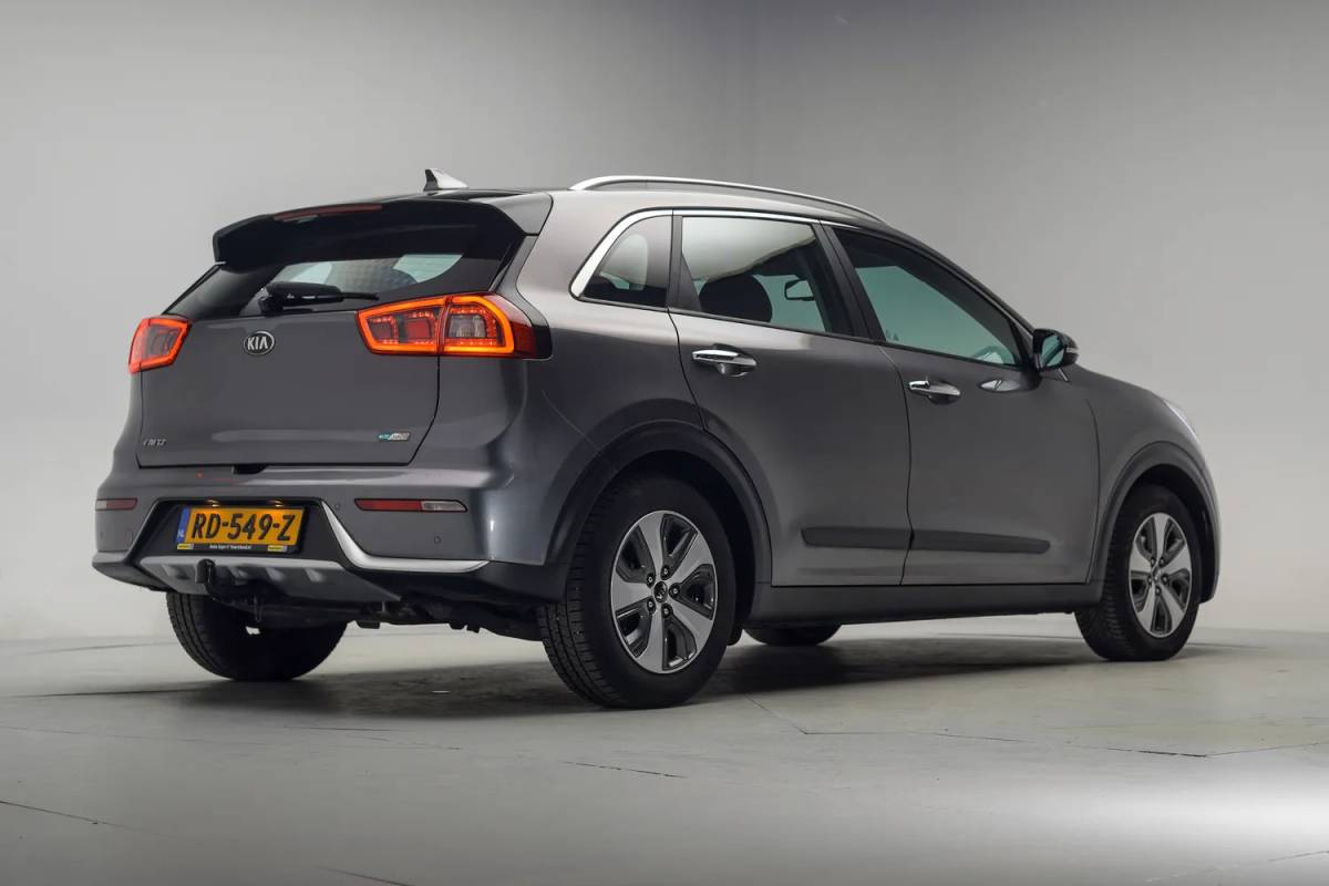 Kia Niro Kia Niro 1.6 GDi Hybrid DynamicLine [ Leder Navi Apple/Android Trekhaak Camera ]