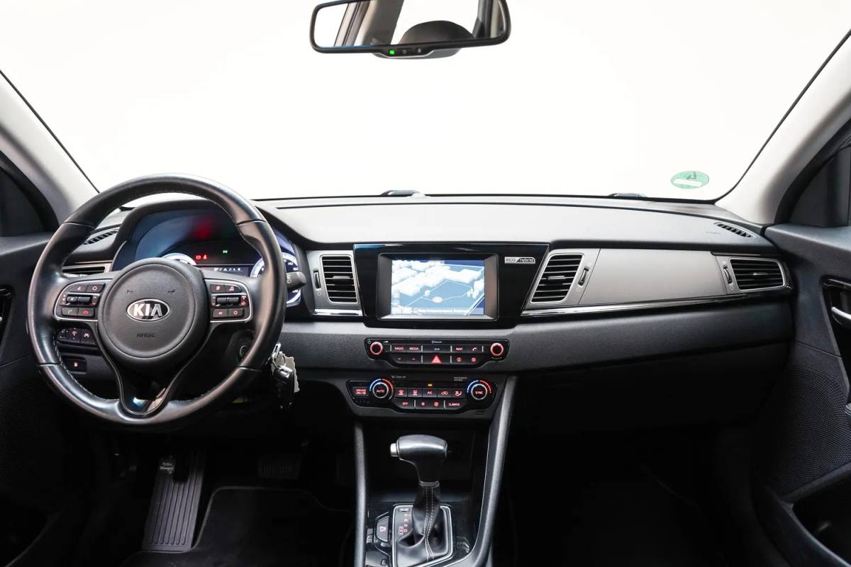 Kia Niro Kia Niro 1.6 GDi Hybrid DynamicLine [ Leder Navi Apple/Android Trekhaak Camera ]