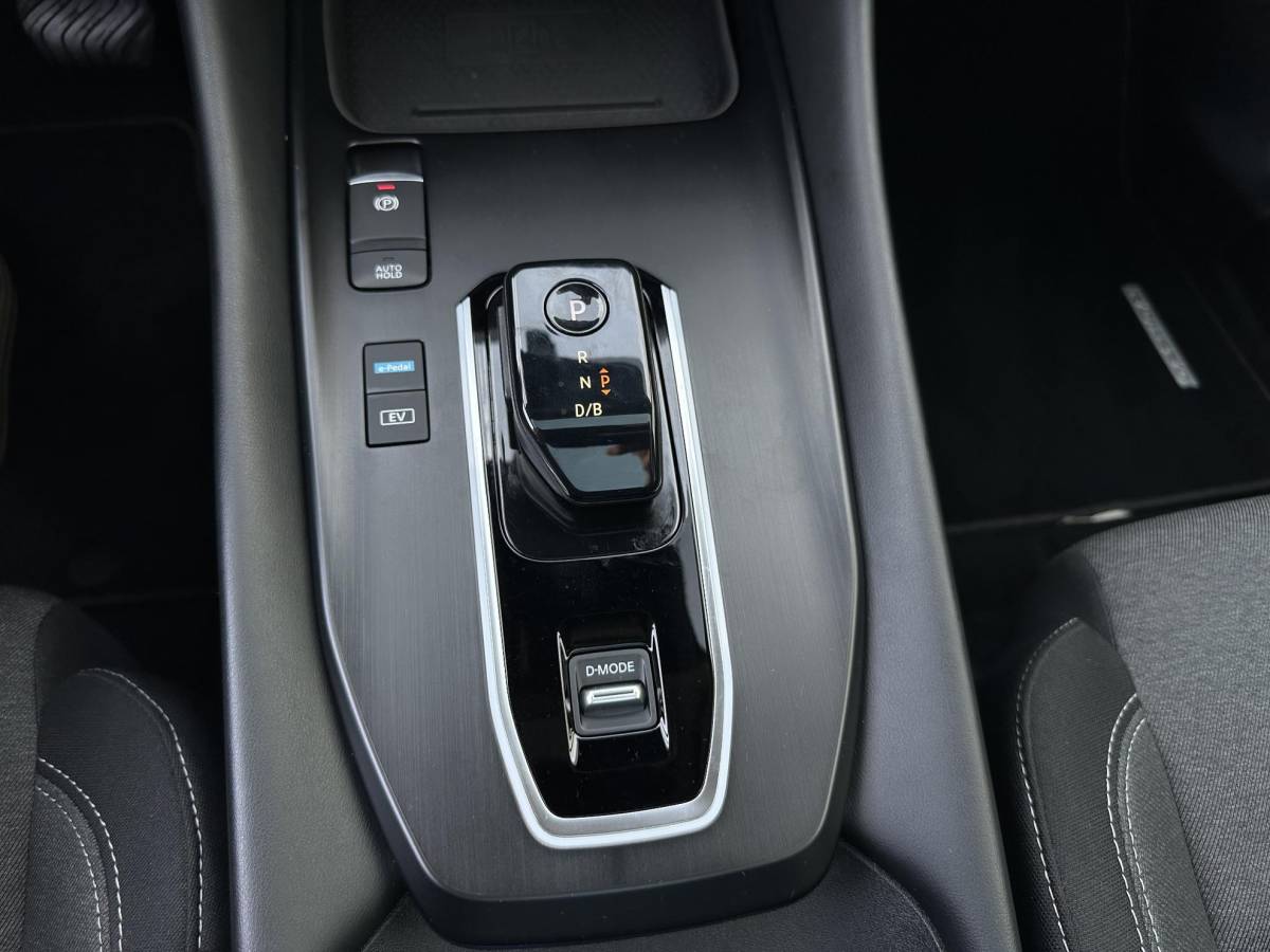 Nissan QASHQAI Nissan Qashqai 1.5 e-Power N-Connecta | Carplay/Pano-dak/Adapt.Cruise/360° Camera