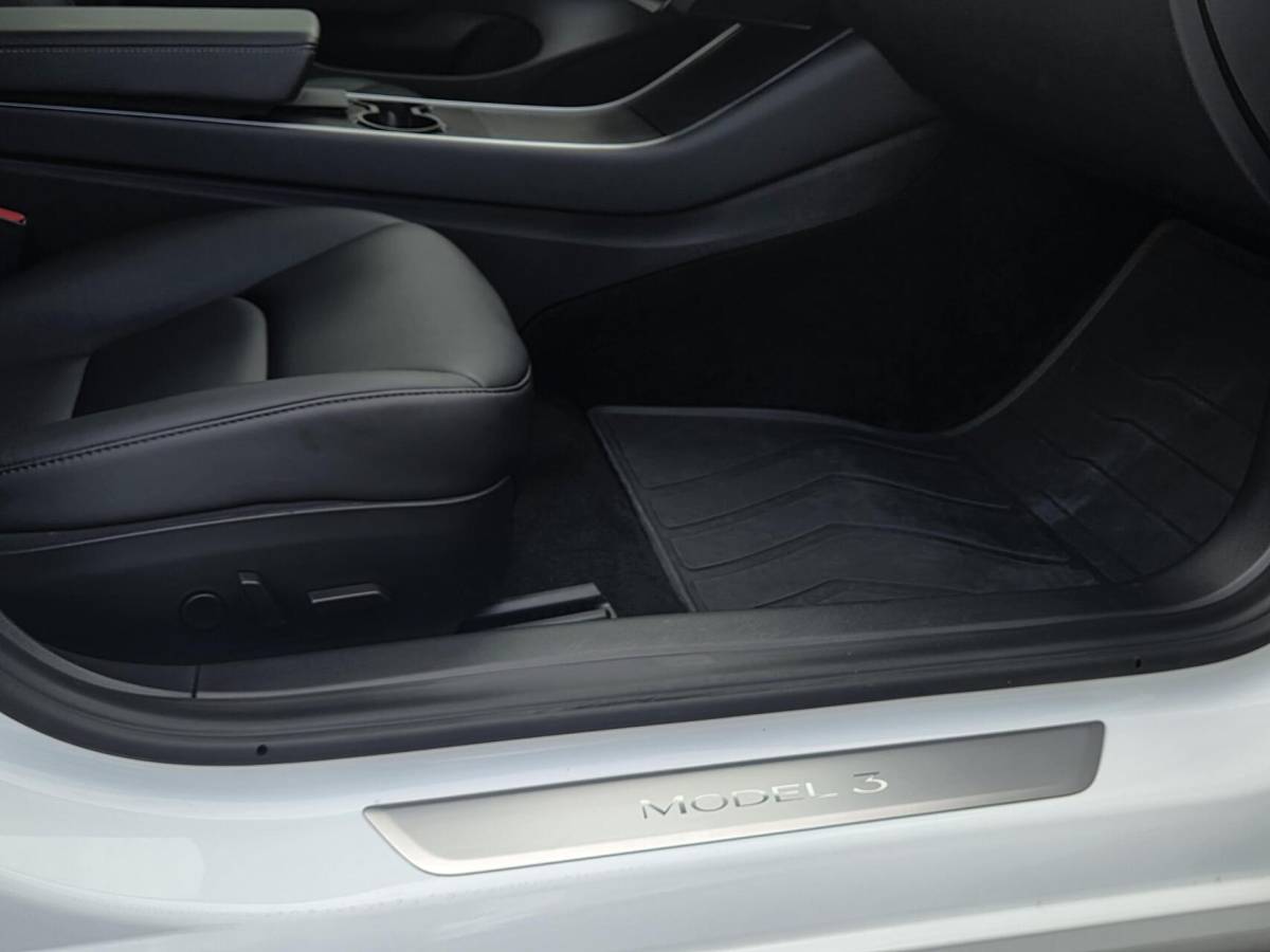 Tesla Model 3 Tesla Model 3 Standard Plus SOH 86,1% | Zeer netjes