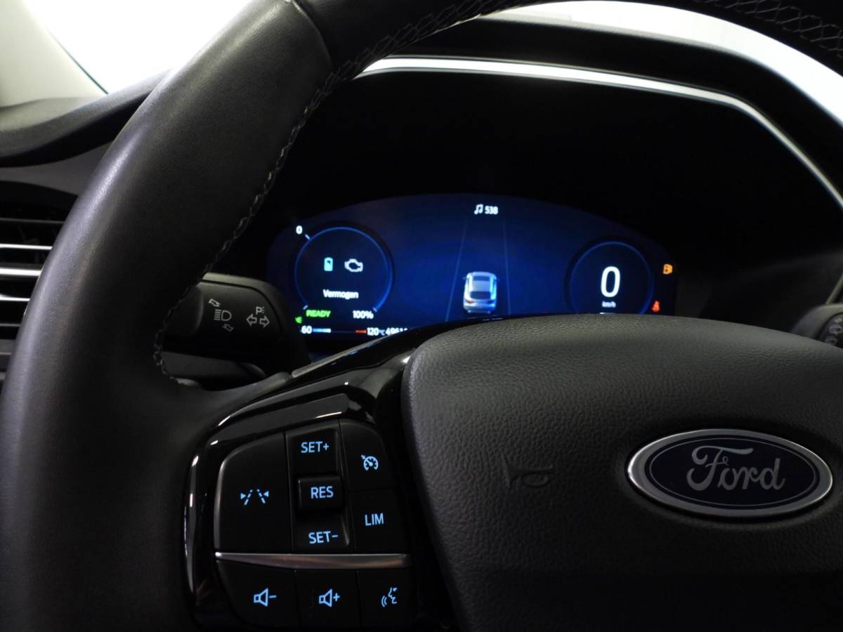 Ford Kuga Ford Kuga 2.5 PHEV Plug-In Active NAVI/CAMERA/LED/HEAD-UP/18″LMV!