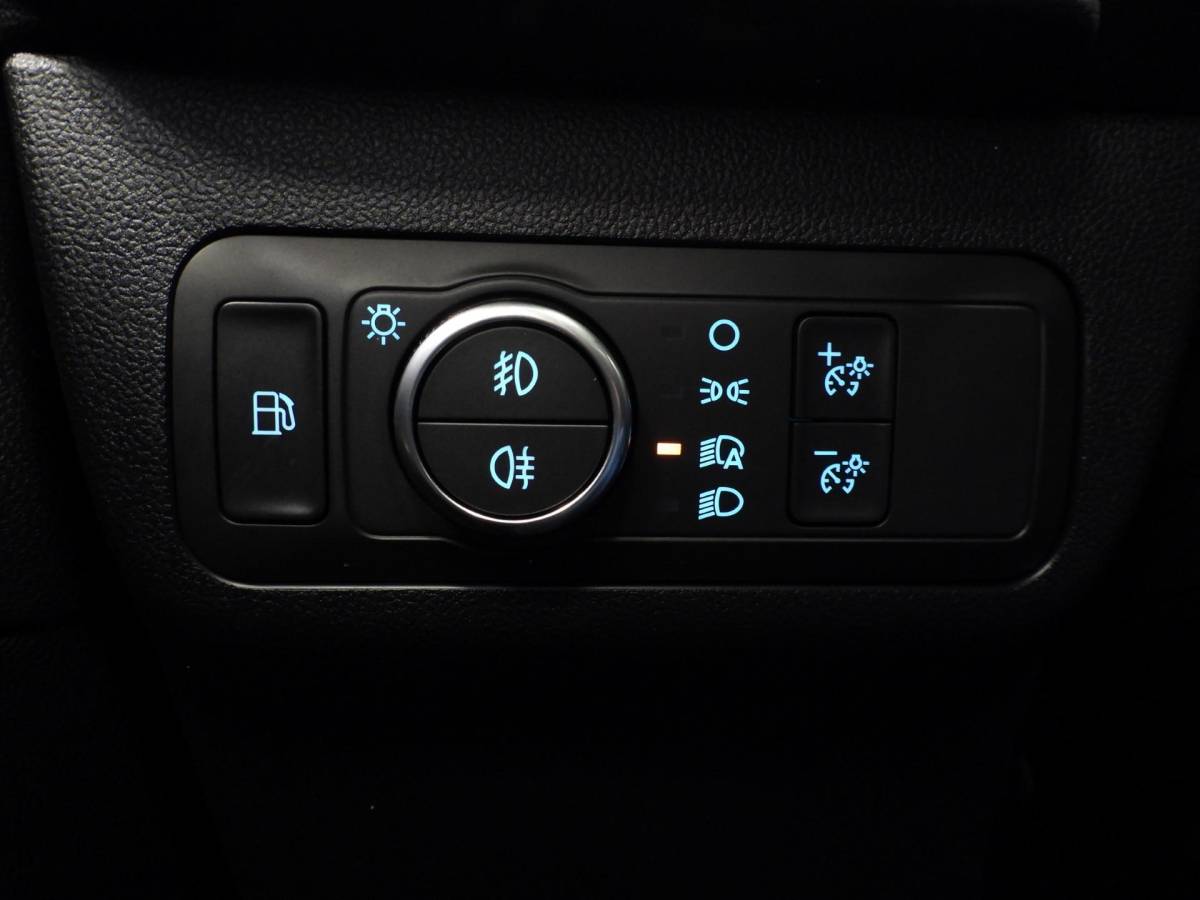 Ford Kuga Ford Kuga 2.5 PHEV Plug-In Active NAVI/CAMERA/LED/HEAD-UP/18″LMV!