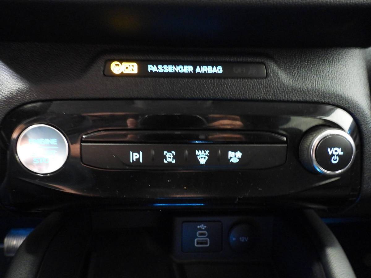 Ford Kuga Ford Kuga 2.5 PHEV Plug-In Active NAVI/CAMERA/LED/HEAD-UP/18″LMV!